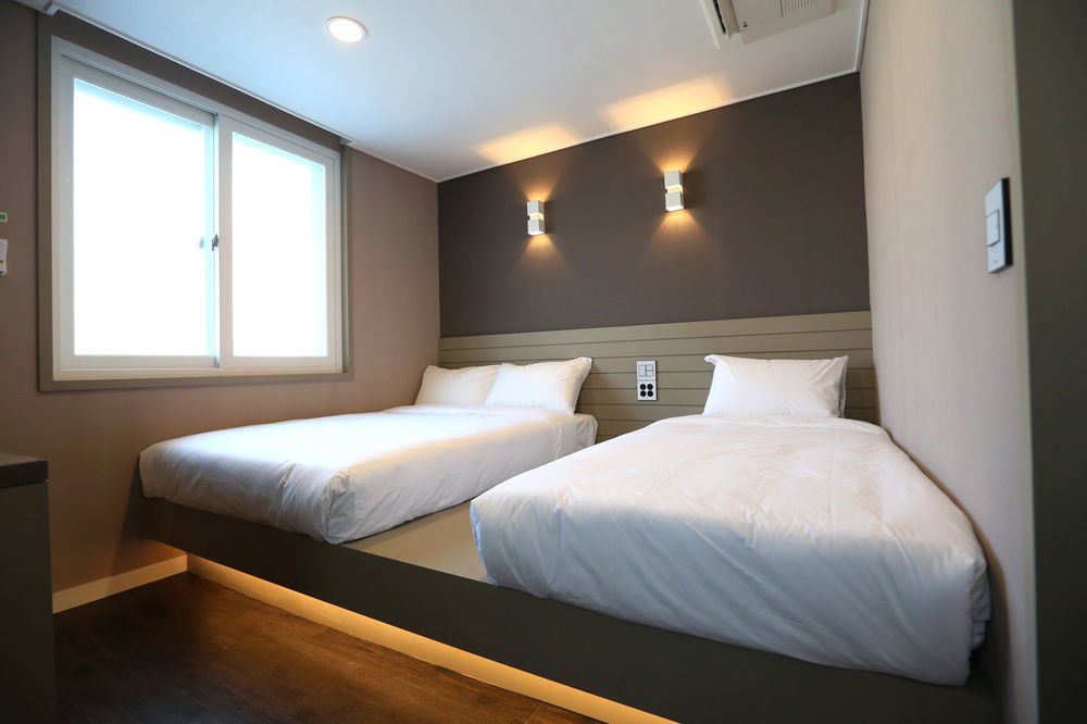 With U Hotel & Guesthouse Szokcsho Kültér fotó